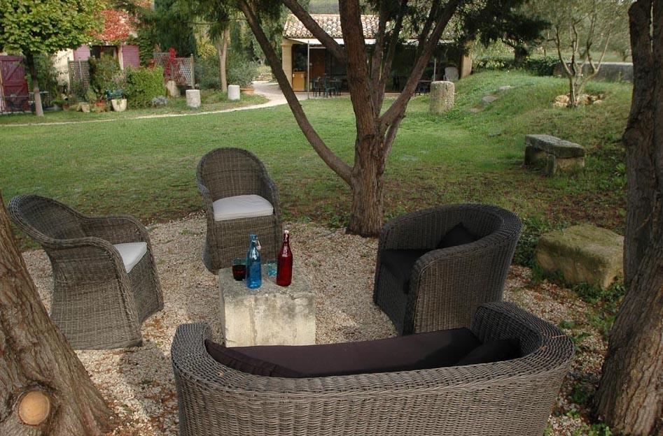 La Tuiliere En Luberon Hotel Cadenet Exterior foto