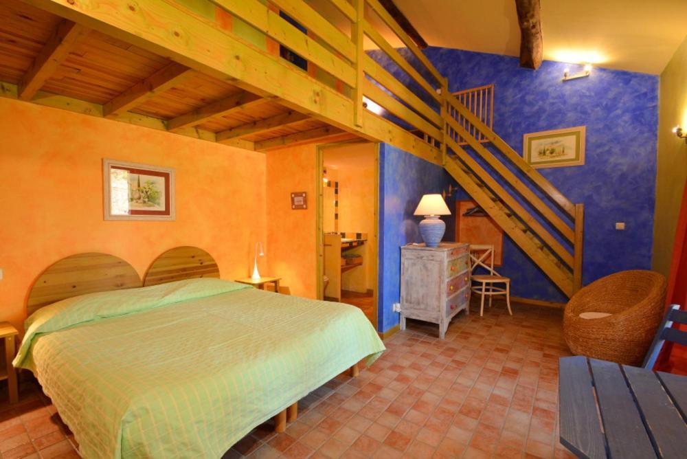 La Tuiliere En Luberon Hotel Cadenet Exterior foto